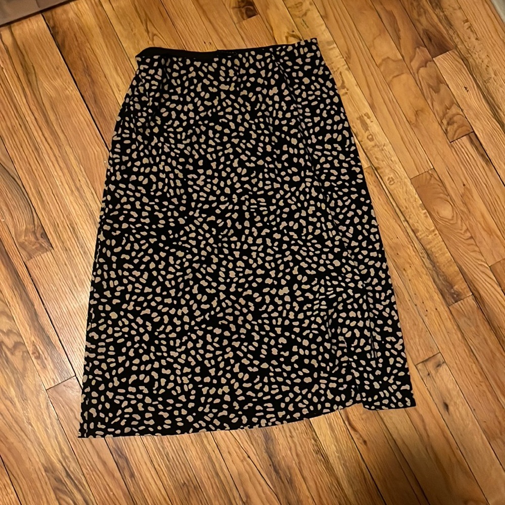 Black and brown dotted midi skirt